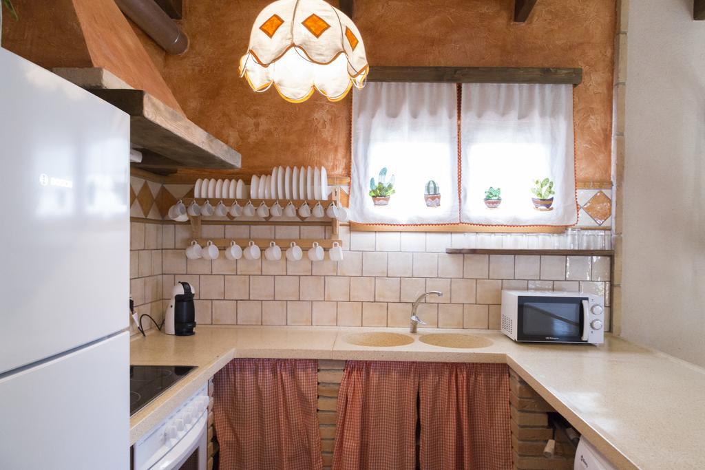 منزل الضيف ديلتيبري  في Casa La Tora المظهر الخارجي الصورة